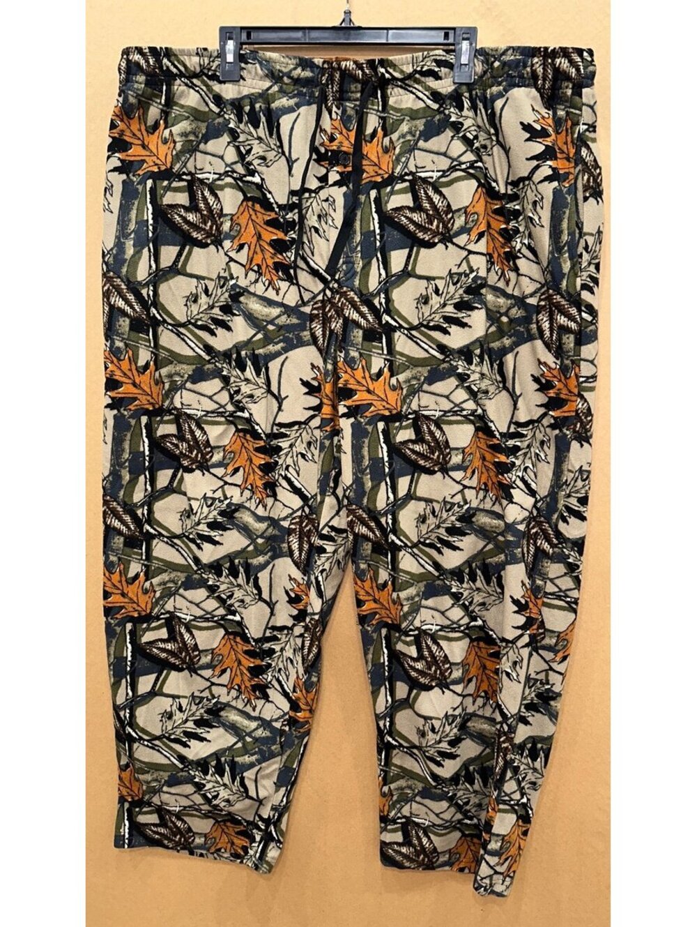 Fruit of the loom camo pajama pants size 3XL